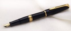 S0700980 Waterman Charleston Перьевая ручка, цвет: Black/GT, перо: F (13001 F)