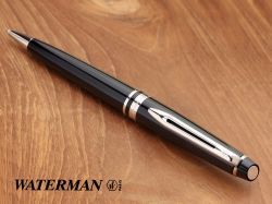S0951800Cover Waterman Expert Подарочный набор Шариковая ручка   3 Essential, Laque Black CT  с чехлом
